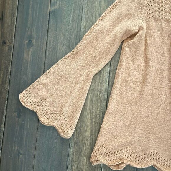 LC Lauren Conrad Tan Camel Scalloped Bell Sleeve Knit Sweater L - Picture 2 of 7
